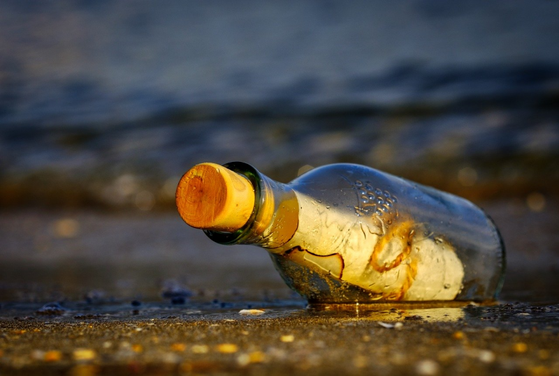 picture of a message in a bottle